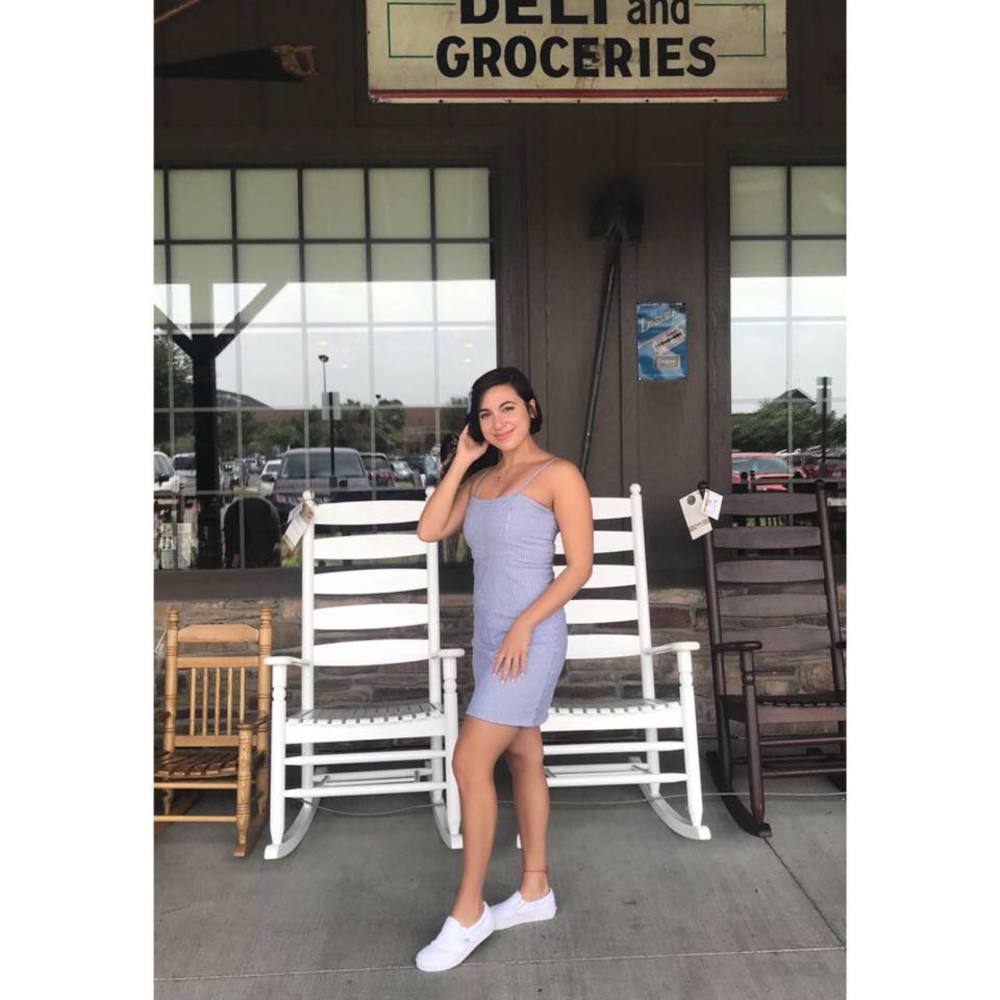 Meet your Posher, Mandy